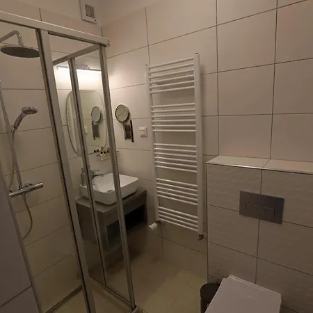 Natali Apartmanhaz Eger Extérieur photo