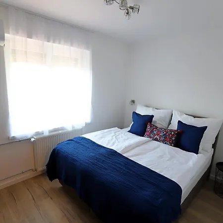 Natali Apartmanhaz Eger Extérieur photo